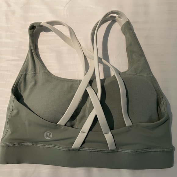NWOT Lululemon Bra - Picture 2 of 2